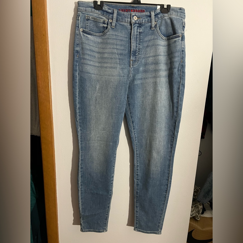 Lucky Brand Denim Skinny Jeans Light Blue Lucky Brand Denim Skinny Jeans Light Blue